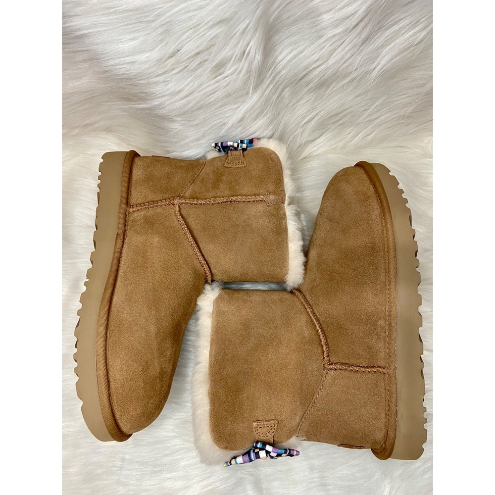 NEW UGG MINI BAILEY BOW CHECKER SIZE 8